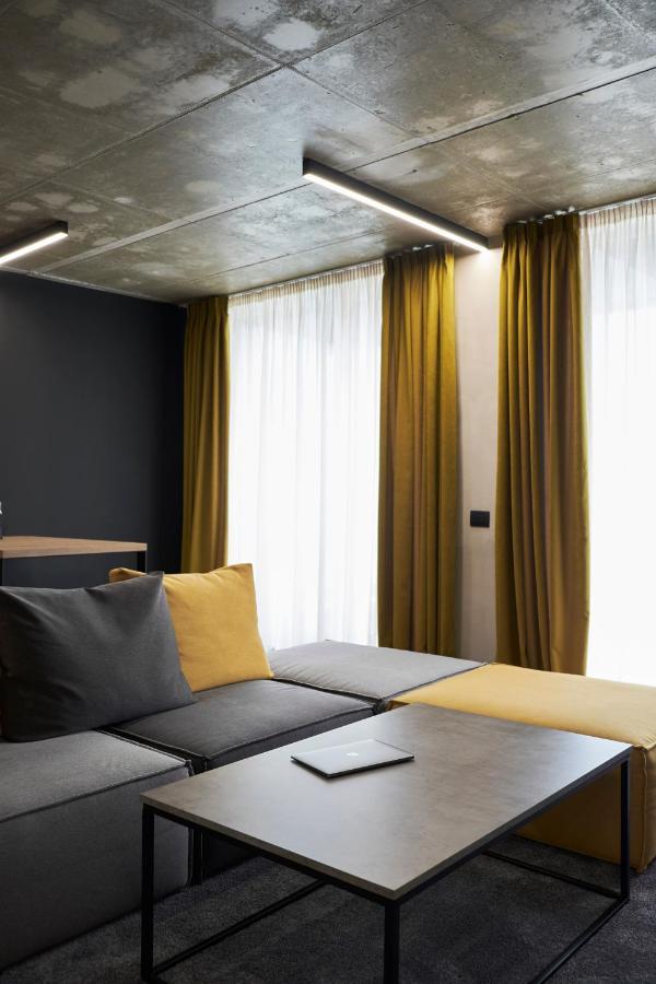 Adella Boutique - Free Secured Parking 4*
