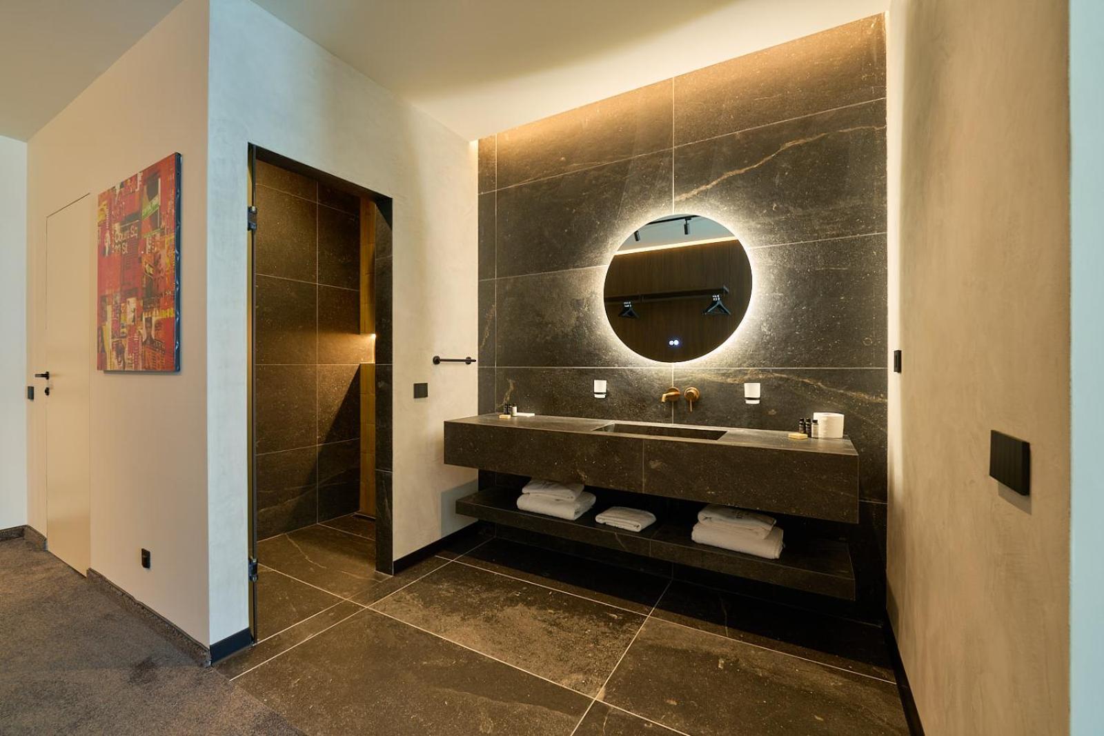 Aparthotel Adella Boutique - Free Secured Parking Sofia