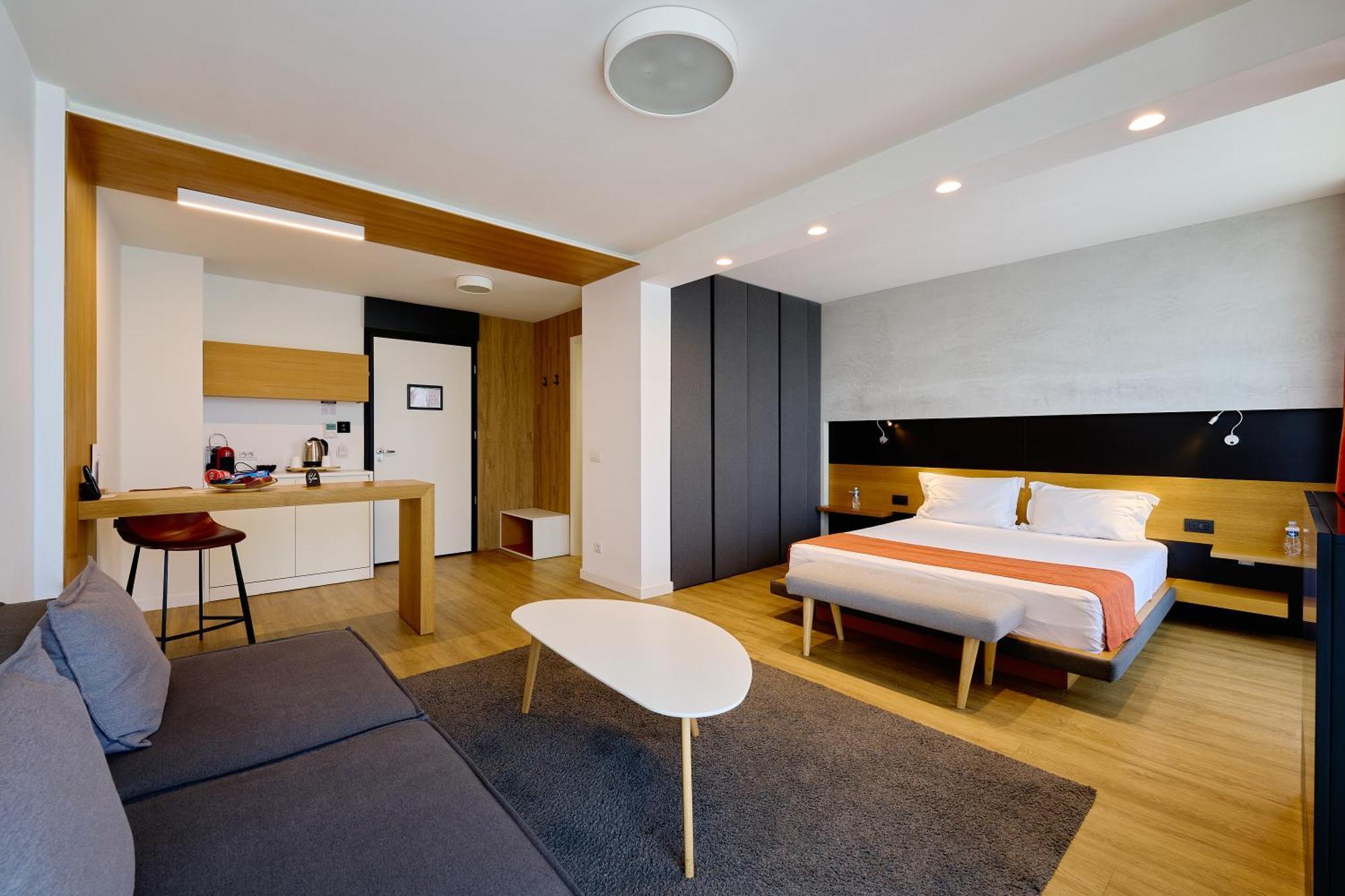 Adella Boutique - Free Secured Parking 4* Sofia