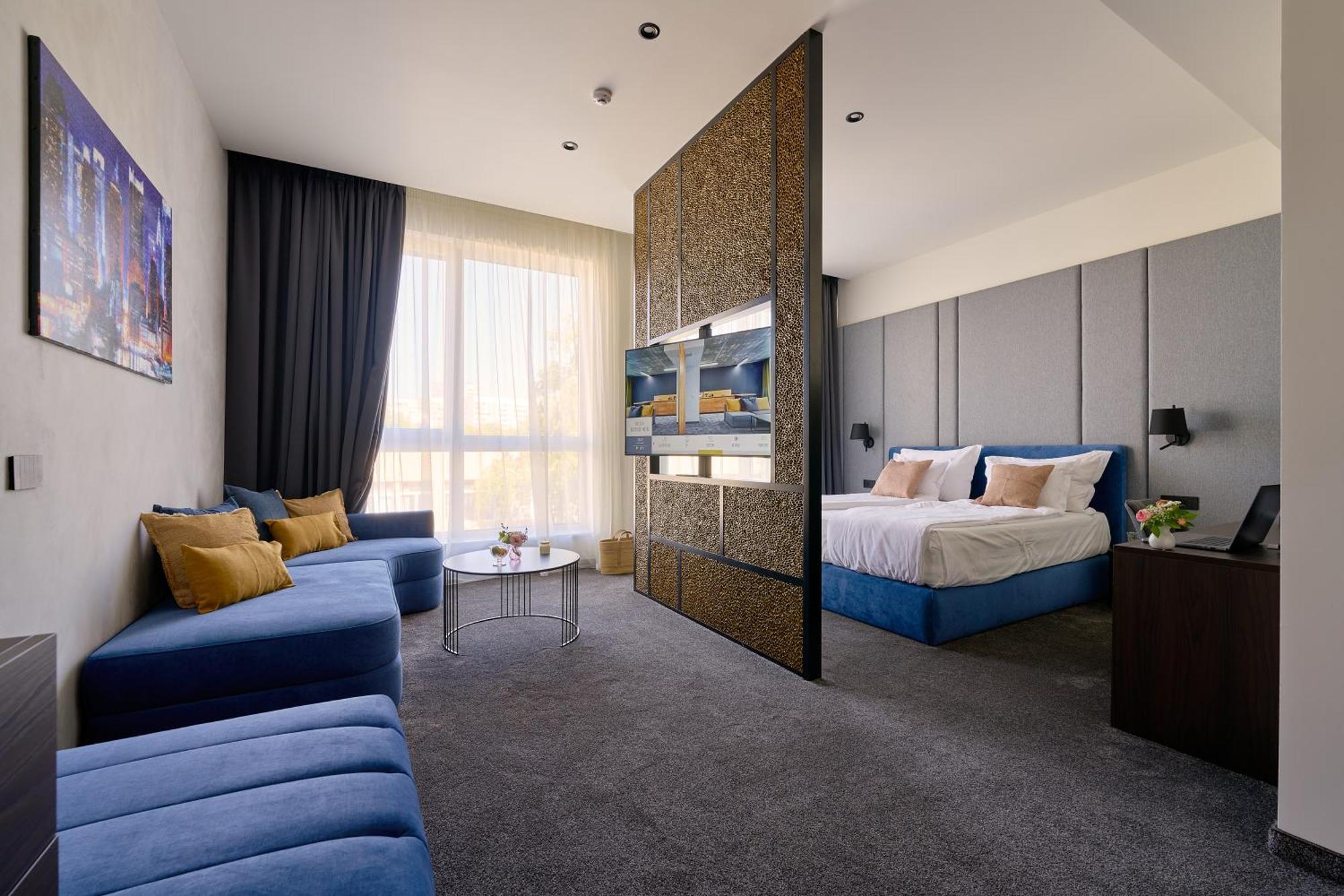 Aparthotel Adella Boutique - Free Secured Parking Sofia